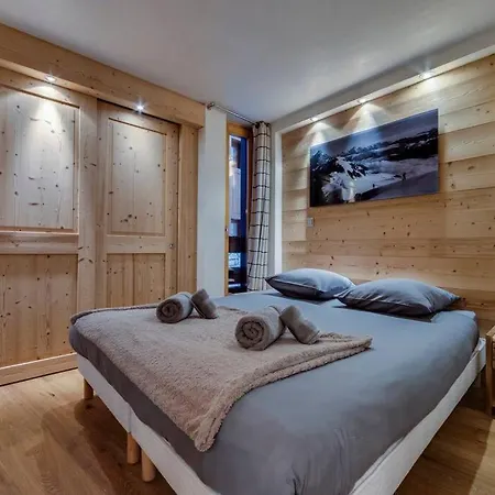 Turios 1 Ensoleille Et Skis Aux Pieds * Val-dʼIsère